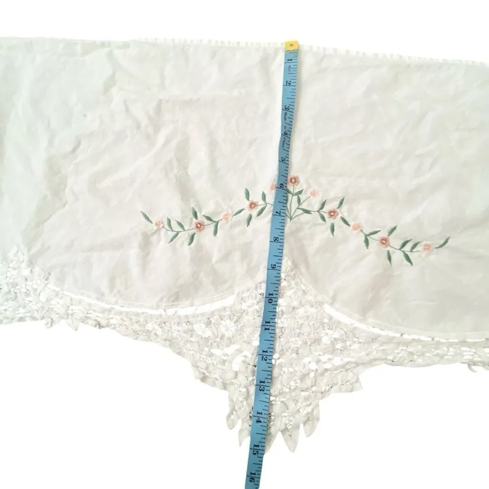 Vintage Floral Embroidered Crochet White Table/Dresser Runner